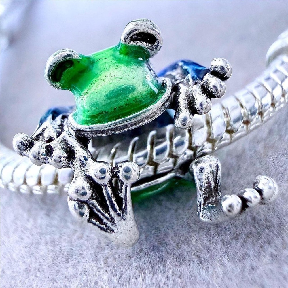 Green Tree Frog Enamel Animal Charm fits PANDORA